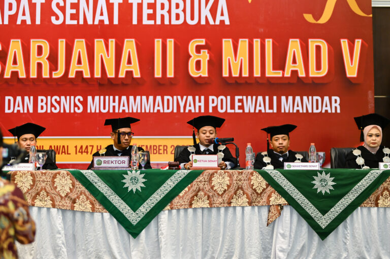 Ketua Senat ITBM Polman H. Muhammad Sain Dorong Penguatan Karier Lulusan dan Citra Kampus Melalui Wisuda ke-2