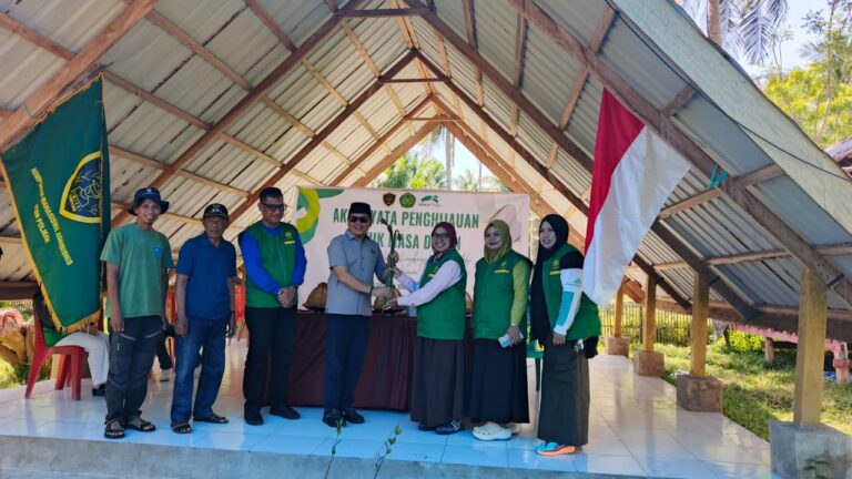 HIMAGRI ITBM Polman Gelar Aksi Penanaman Mangrove di Pantai Mampie